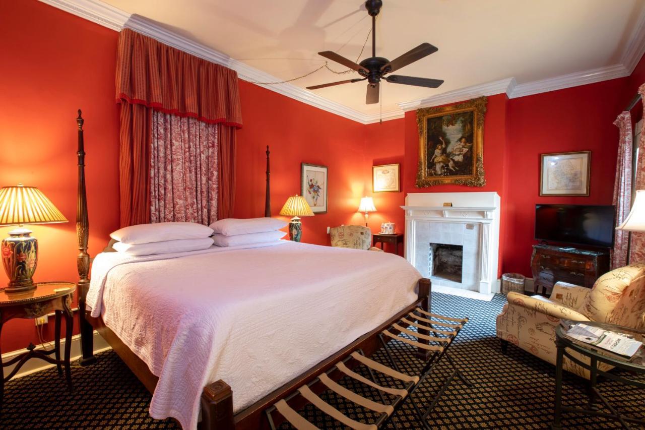 Foley House Inn Savannah Exterior photo