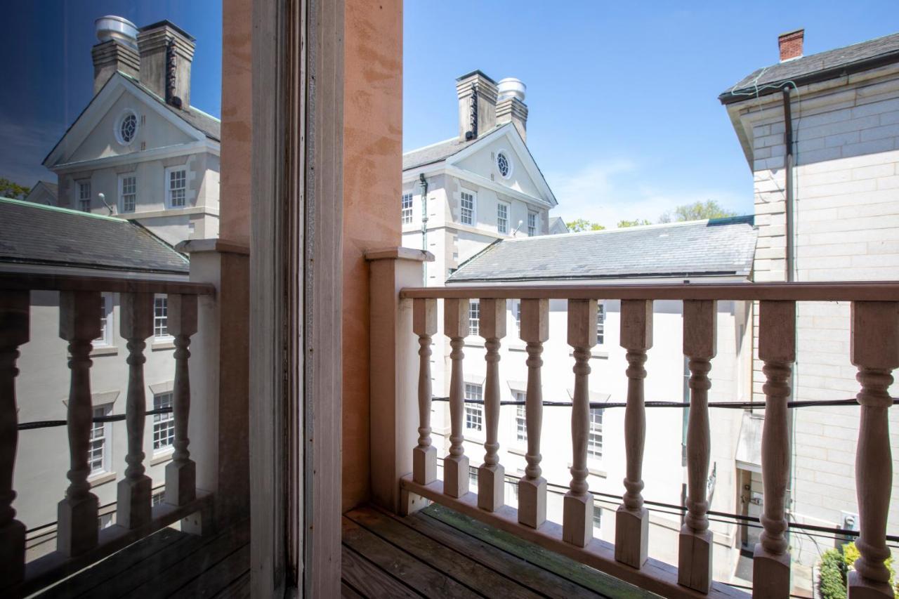 Foley House Inn Savannah Exterior photo